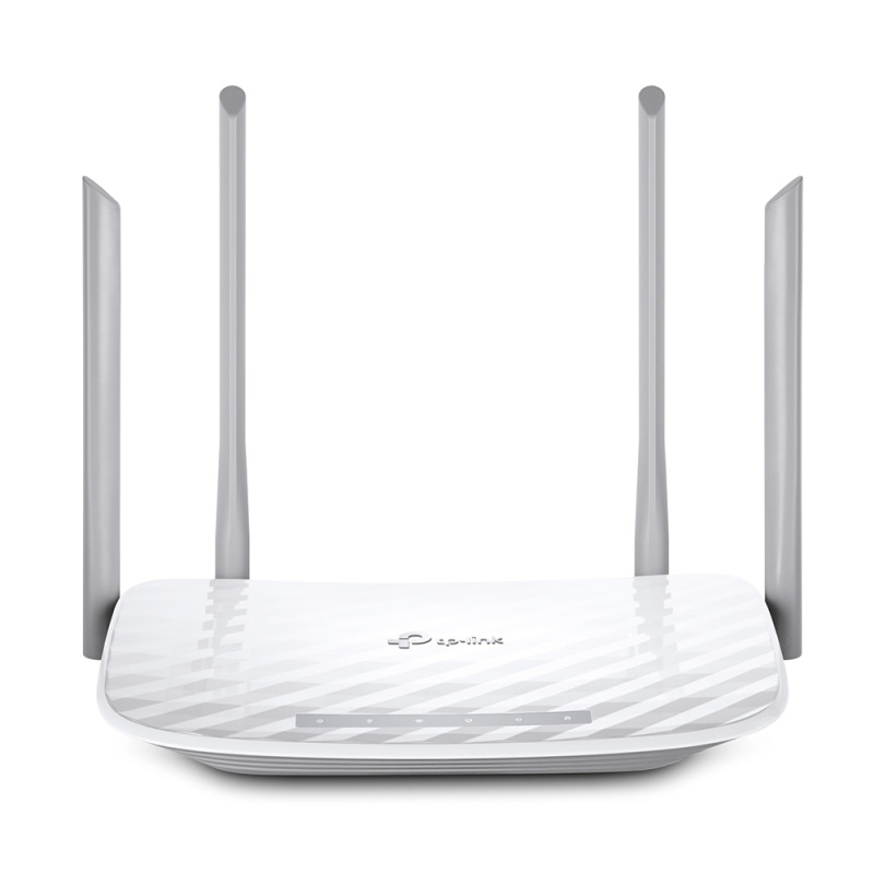 Router Inalámbrico doble banda AC 24 GHz y 5 GHz Hasta 1200 Mbps 4 antenas externas omnidireccional 4 Puertos LAN 10/100 Mbps 1 Puerto WAN 10/100 Mbps Versión 6